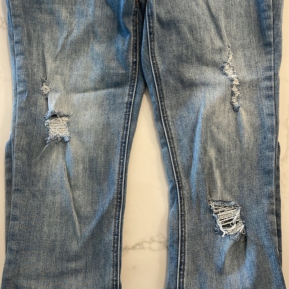 Maternity Jeans Distressed Size Small from Indigo Blue - Picture 4 of 4